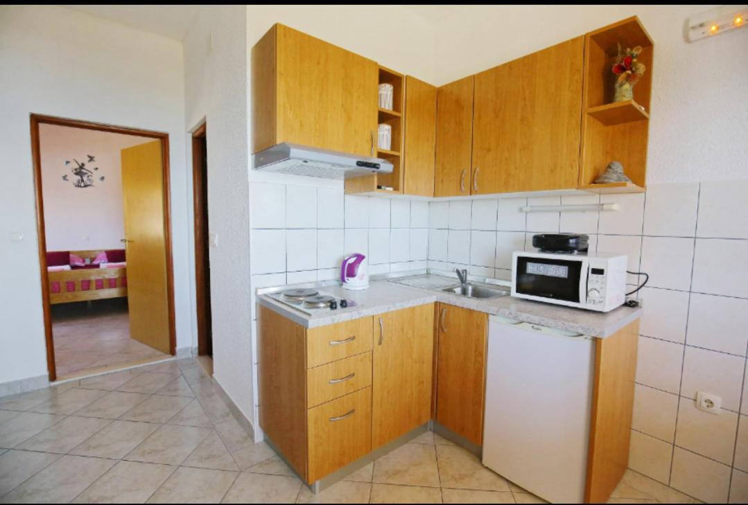 Apartmani Mirjana Трибань-Крушчица Экстерьер фото