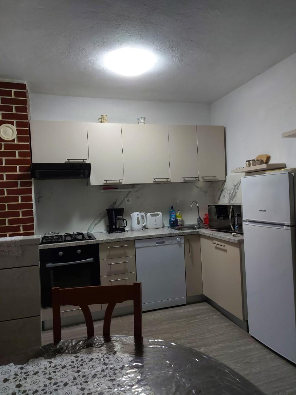 Apartmani Mirjana Трибань-Крушчица Экстерьер фото