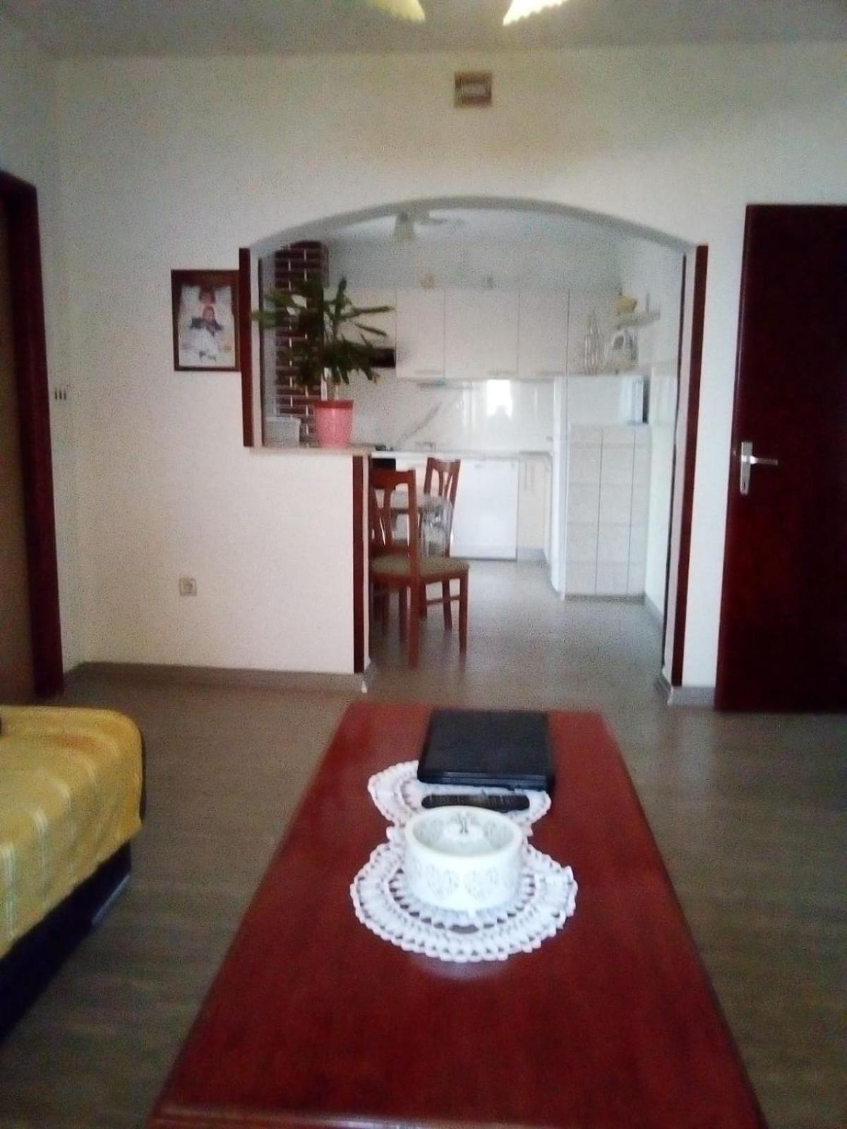 Apartmani Mirjana Трибань-Крушчица Экстерьер фото